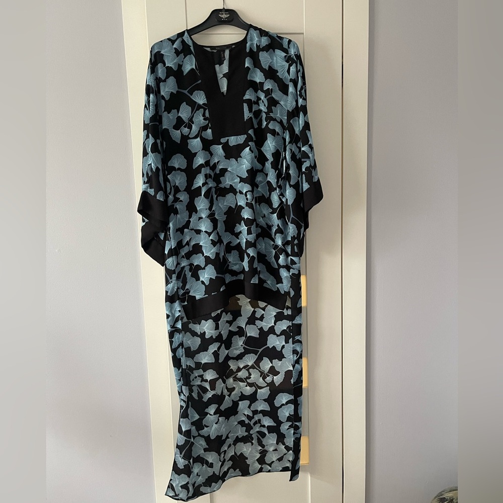 BCBG xs oversize dress